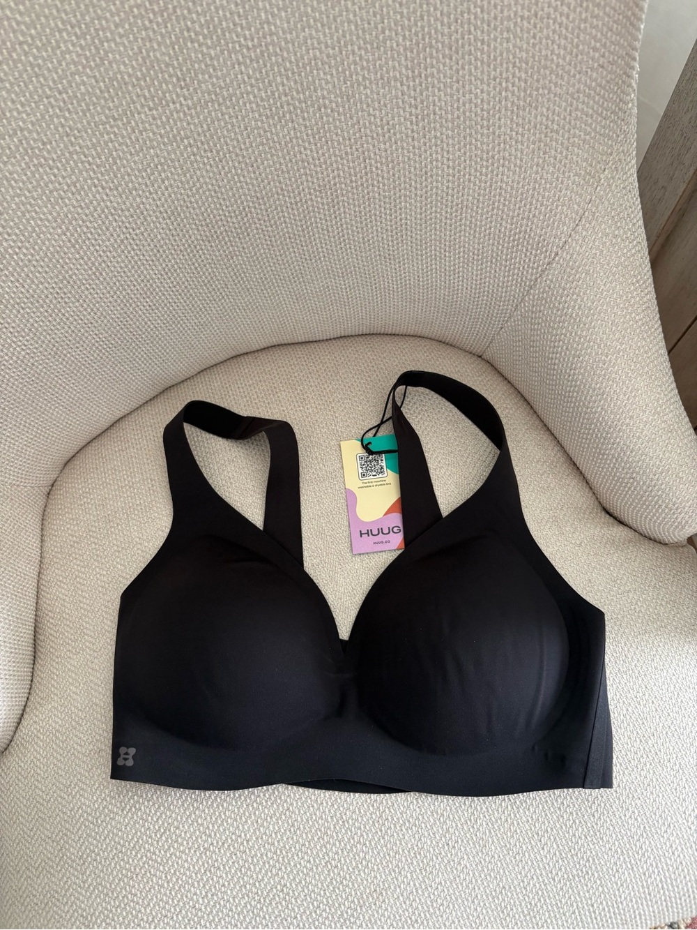 HUUG Smooth Black Wireless Comfort Bra